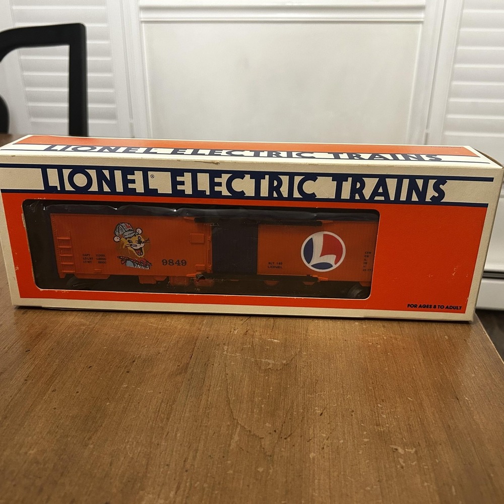 Vintage 1983 Lionel Electric Trains Billboard Reefer 6-9849 Boxcar New in Box